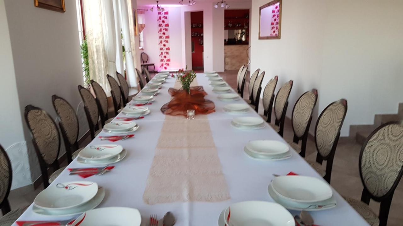 Potok 5 Otel Zloczew Dış mekan fotoğraf