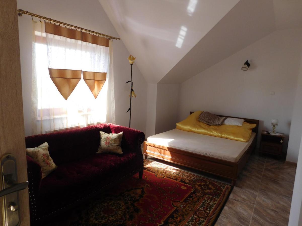 Potok 5 Otel Zloczew Dış mekan fotoğraf