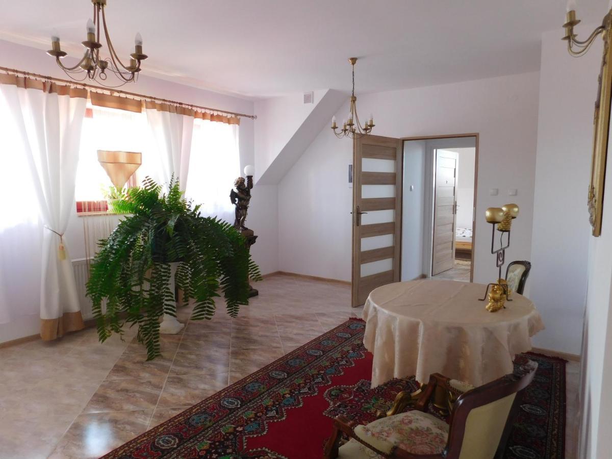 Potok 5 Otel Zloczew Dış mekan fotoğraf